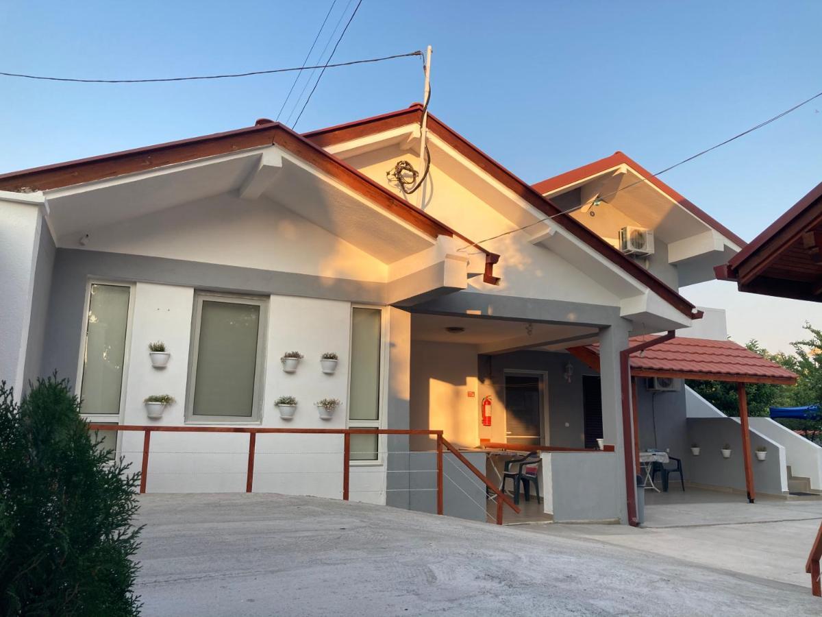 Tiki Apartments Gevgelija Exteriör bild