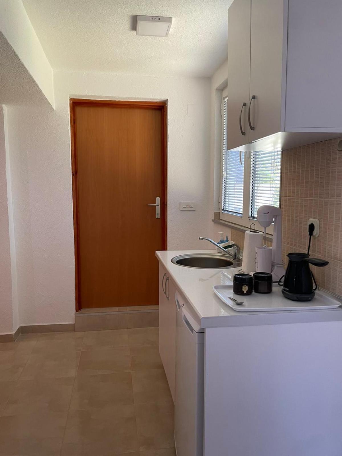 Tiki Apartments Gevgelija Exteriör bild