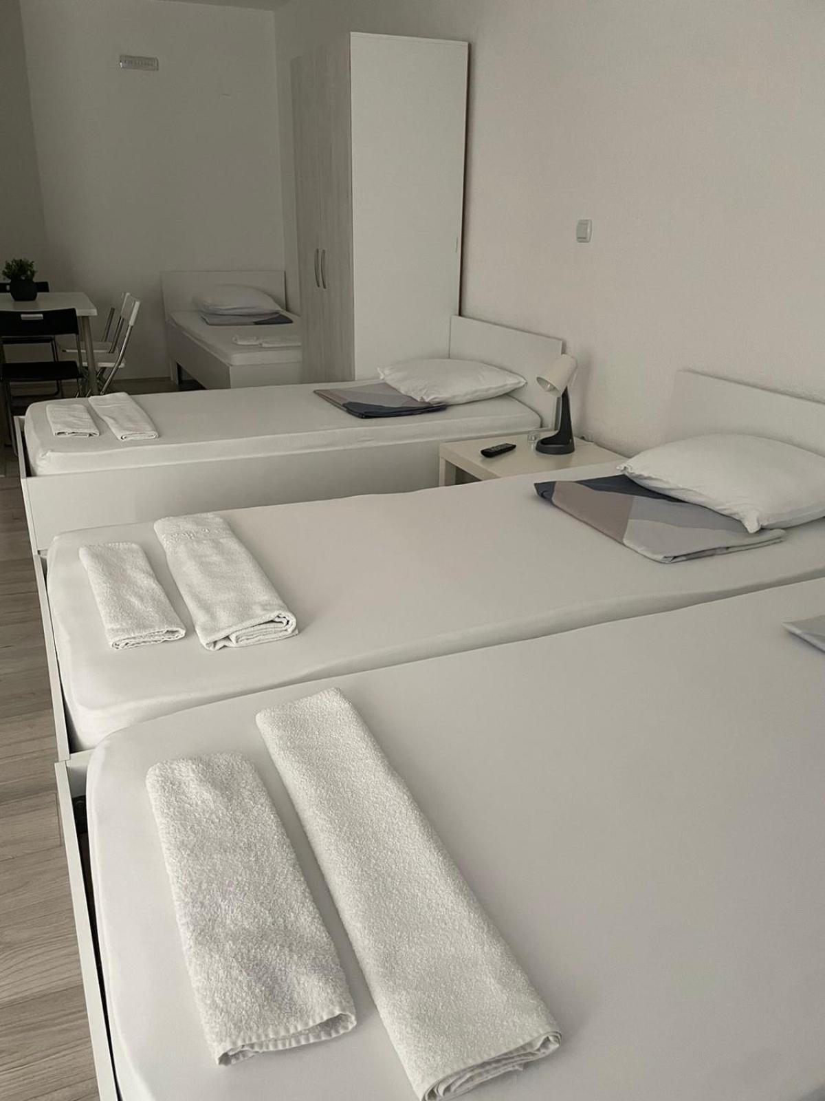 Tiki Apartments Gevgelija Exteriör bild