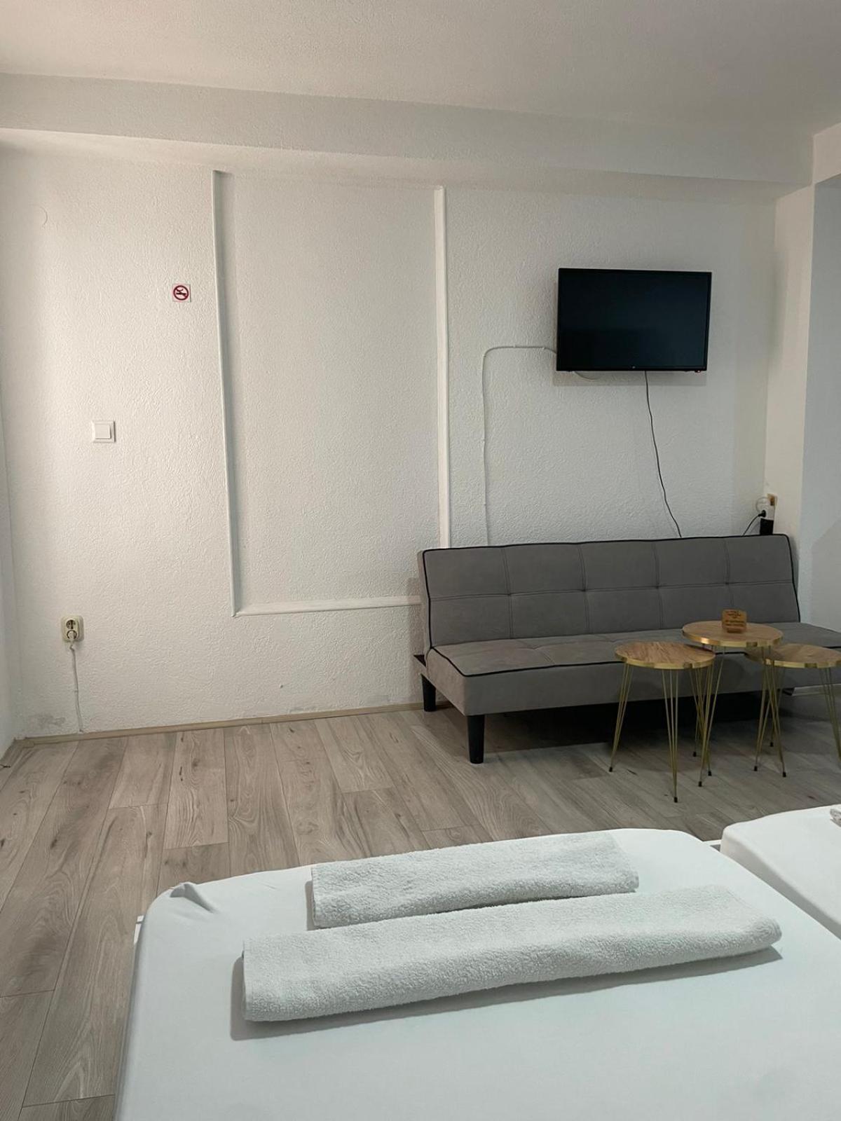 Tiki Apartments Gevgelija Exteriör bild