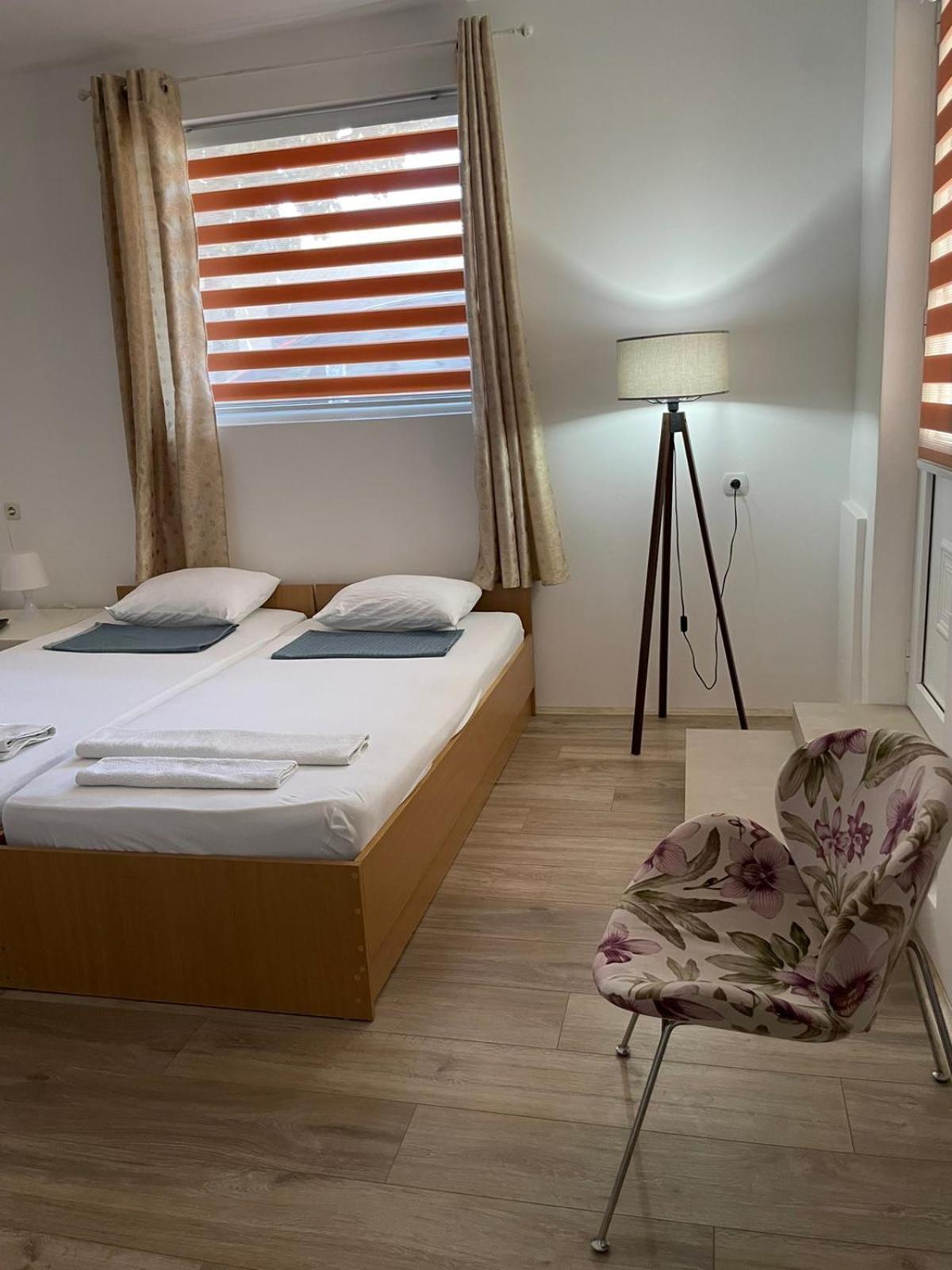 Tiki Apartments Gevgelija Exteriör bild