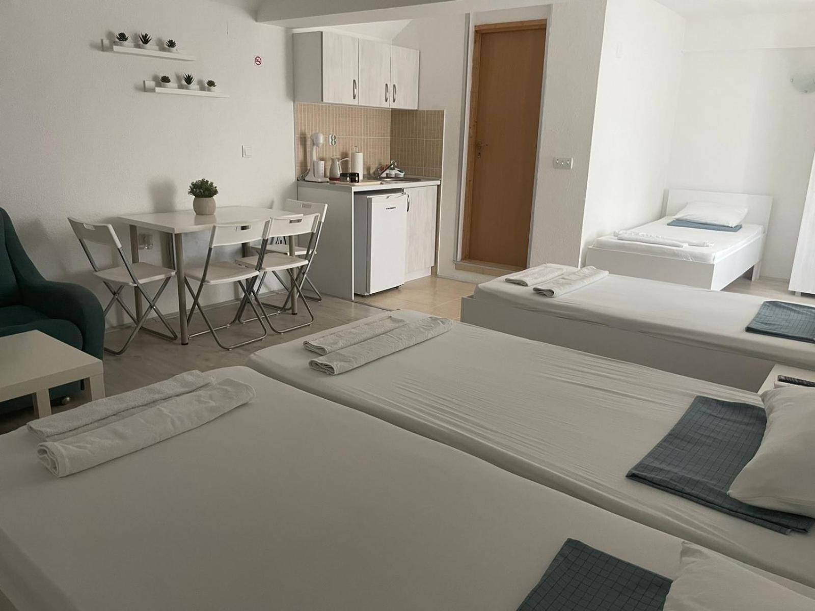 Tiki Apartments Gevgelija Exteriör bild