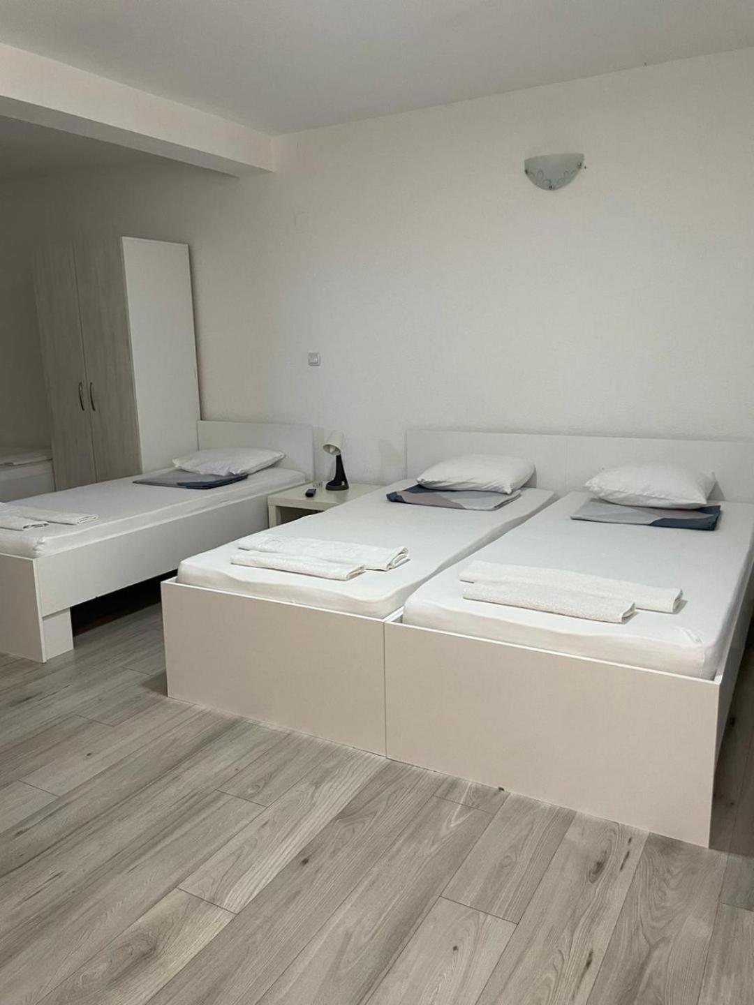 Tiki Apartments Gevgelija Exteriör bild