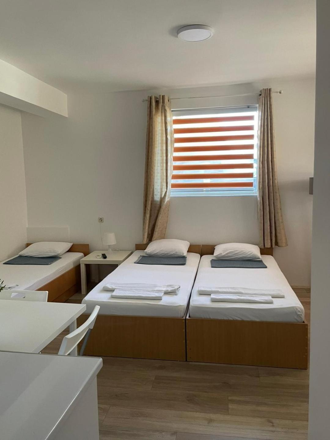 Tiki Apartments Gevgelija Exteriör bild